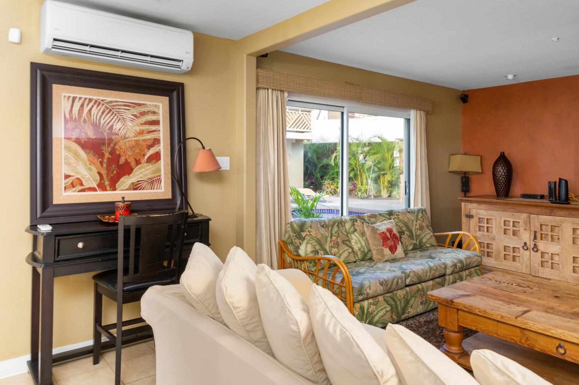 Plumeria Suite, 2-Bedrooms, Sleeps 6, Pool & Bbq, Pre-Renovation Summer Sale Kihei Bagian luar foto